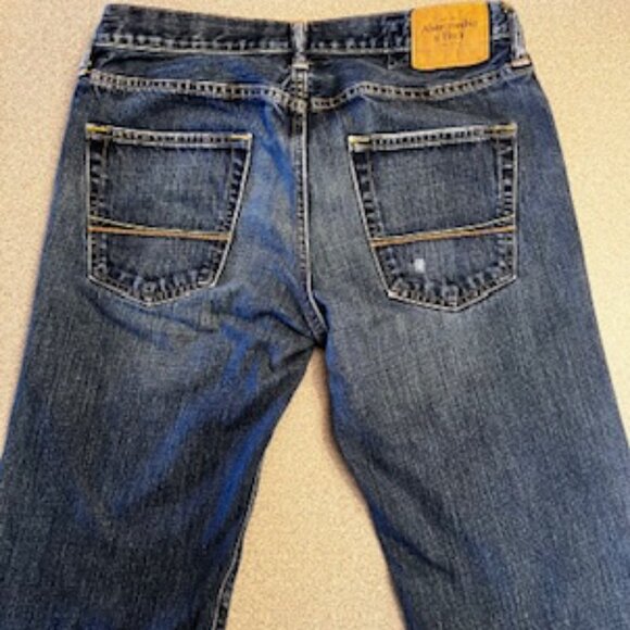 Mens Abercrombie Lowrise/Bootcut Jeans 30 x 32 - Picture 4 of 6